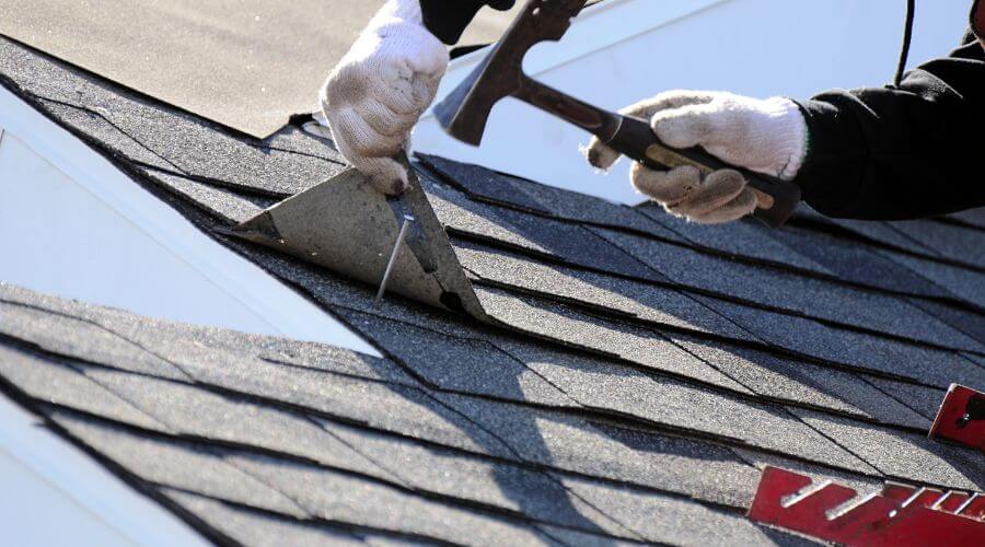 Professional residential roofers in Croswell, MI